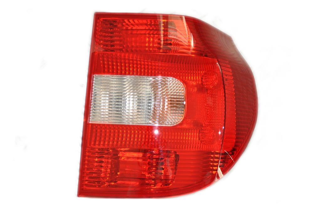 Paire de feux arrière OE neufs Škoda Yeti – 5L0945096 + 5L0945095 – Image 3